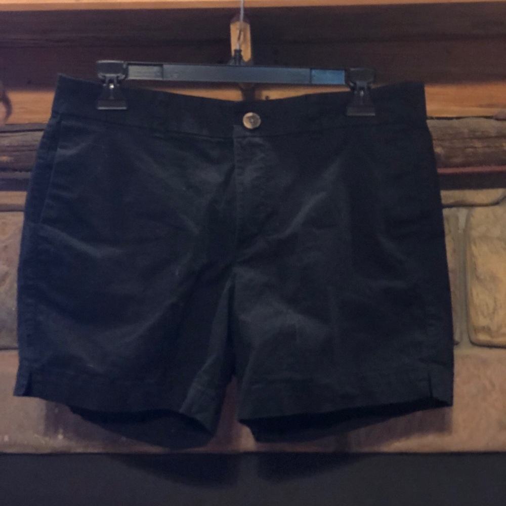 Old navy brand never worn black shorts